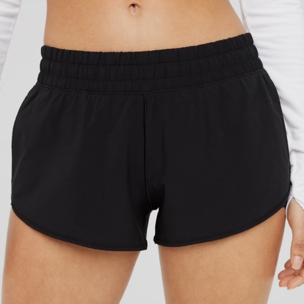 OFFLINE by Aerie Women Medium Black Athletic Running Shorts‎ Mesh Trim